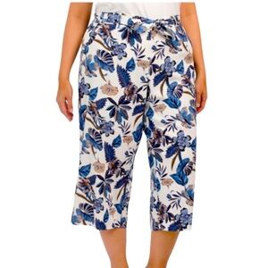 Size 1X: Rachel Zoe High Rise Linen Floral Goucho Pant